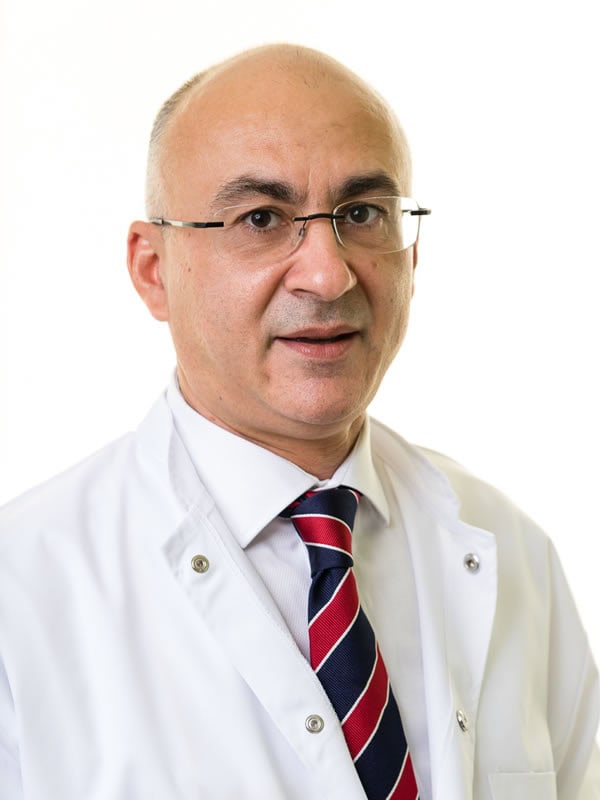 Dr. Cristian Nedelcuta